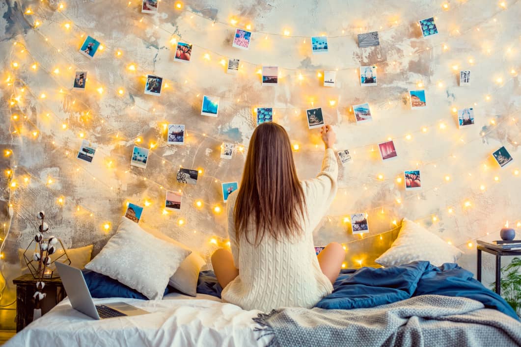 How do you read photographs?