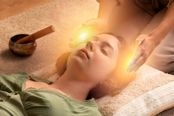 What Is Aura Healing, And Why Is It Important To Do?