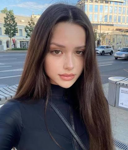 How I Made My Wife Елизавета Trust Me Completely While I Was Away on ‘Russia- Ukraine War Battlefield’