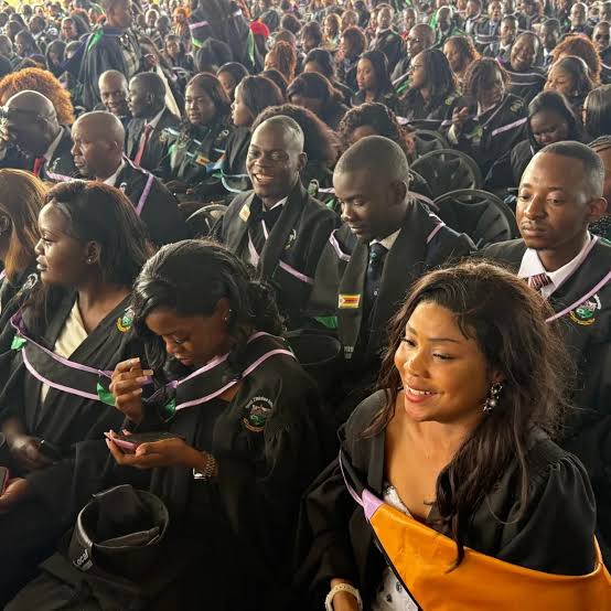 I Struggled To Pay Her University Fees But She Dumped Me On Her Graduation Day; Zimbabwean Man Cries. I Struggled To Pay Her University Fees But She Dumped Me On Her Graduation Day; Zimbabwean Man Cries.