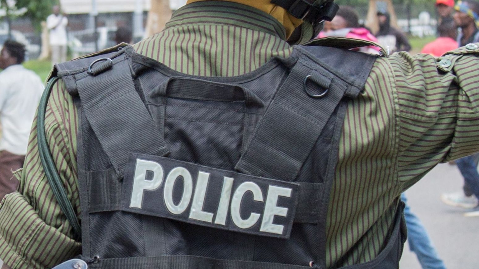 The Officer Spent The Night With The Lady Feeling Sweet But He Failed to Pay Her, Let Him Face The Music The Officer Spent The Night With The Lady Feeling Sweet But He Failed to Pay Her, Let Him Face The Music